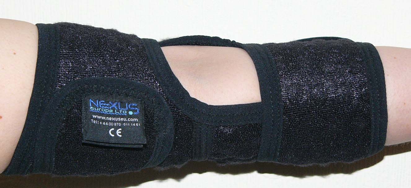 ELBOW SUPPORT & BRACE - BREATHABLE - £15.95 - ONE SIZE FITS ALL - (fits left or right Elbow) 